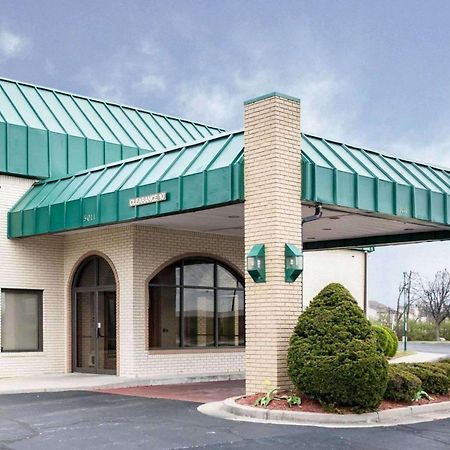 Quality Inn And Suites Indianapolis Zewnętrze zdjęcie