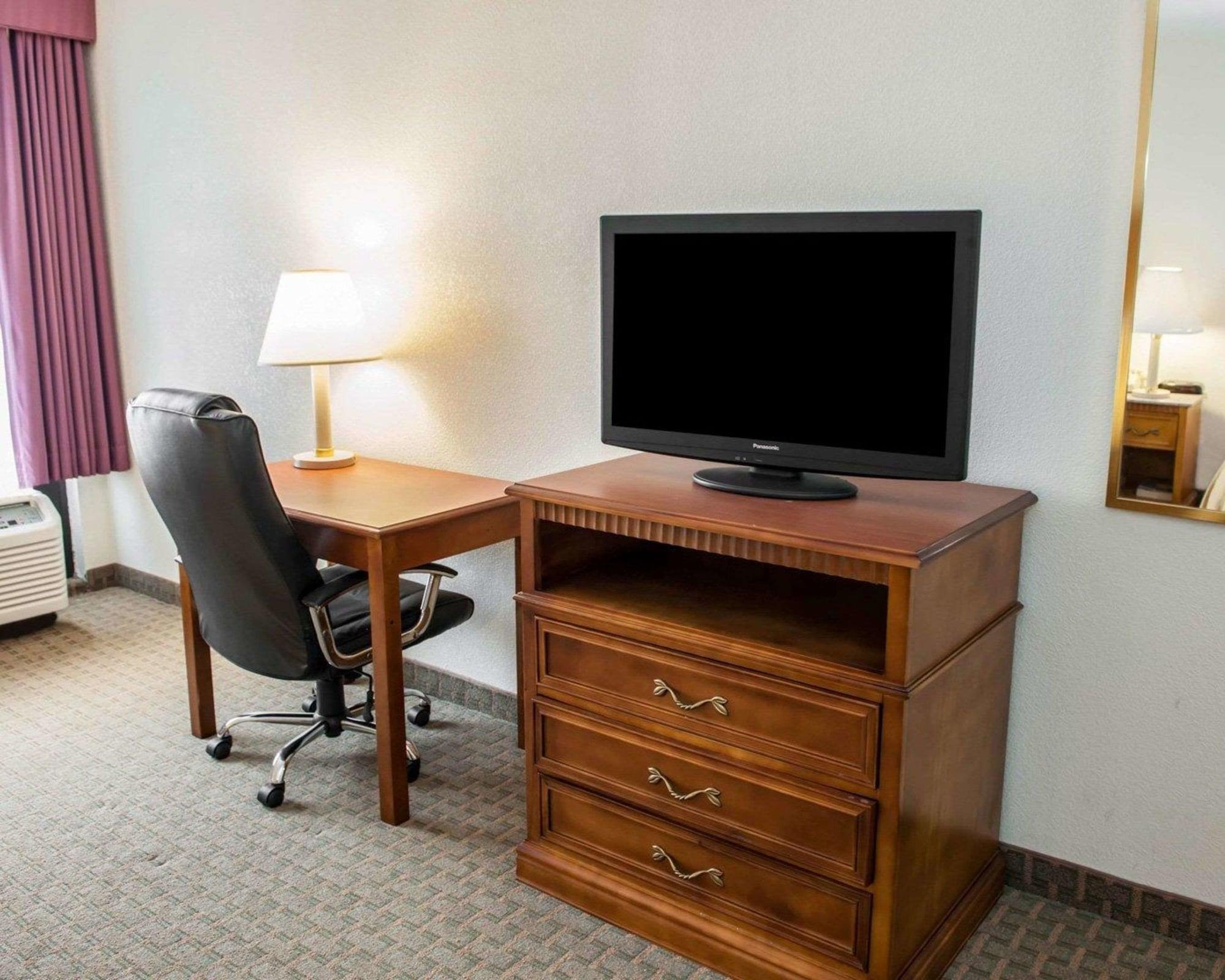 Quality Inn And Suites Indianapolis Zewnętrze zdjęcie