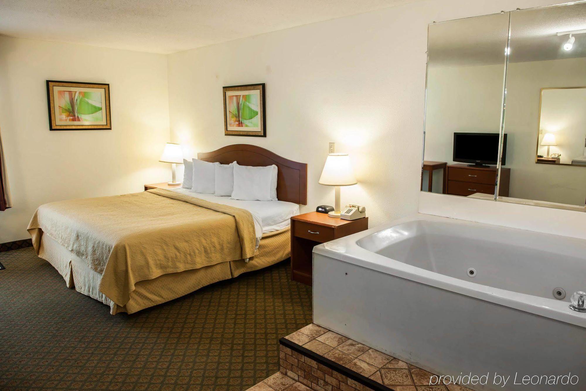 Quality Inn And Suites Indianapolis Zewnętrze zdjęcie