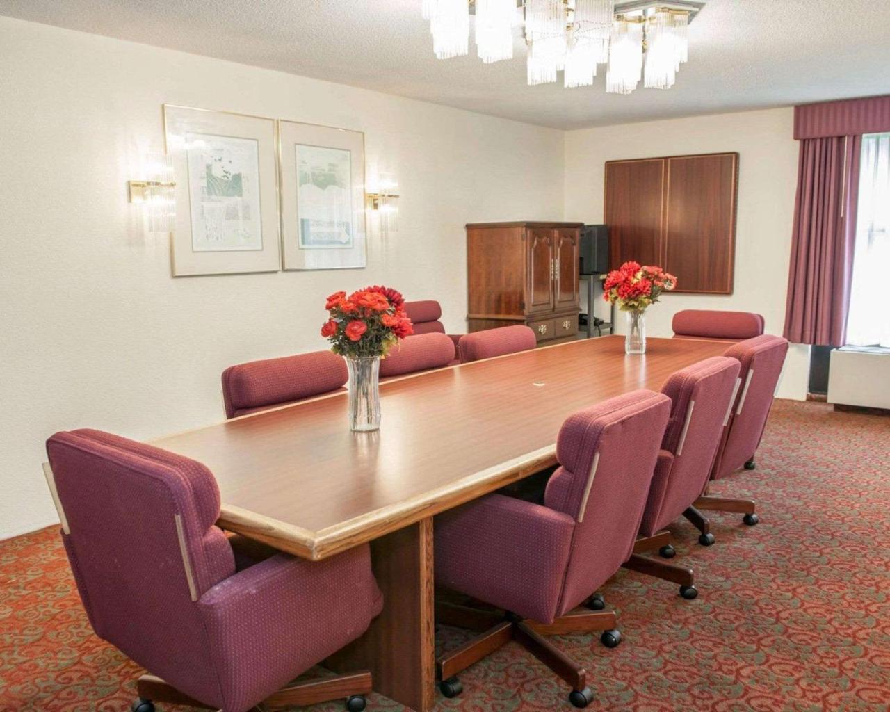 Quality Inn And Suites Indianapolis Zewnętrze zdjęcie